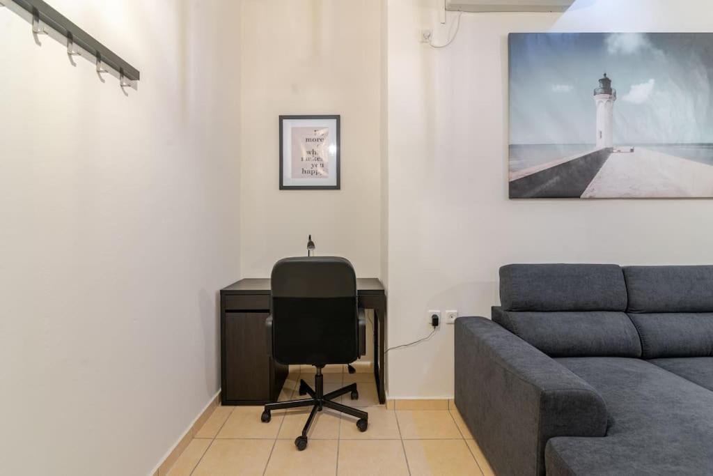 Seaside Escape Apartments - Poseidon Palaiá Fókaia Buitenkant foto
